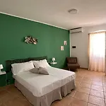 Dimora La Motta 3* Модуньо